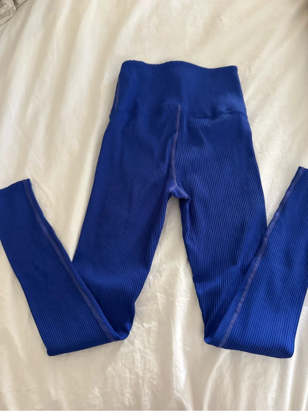 Carbon38 Ribbed High-Rise Leggings in Cobalt Blue - Picture 4 of 4